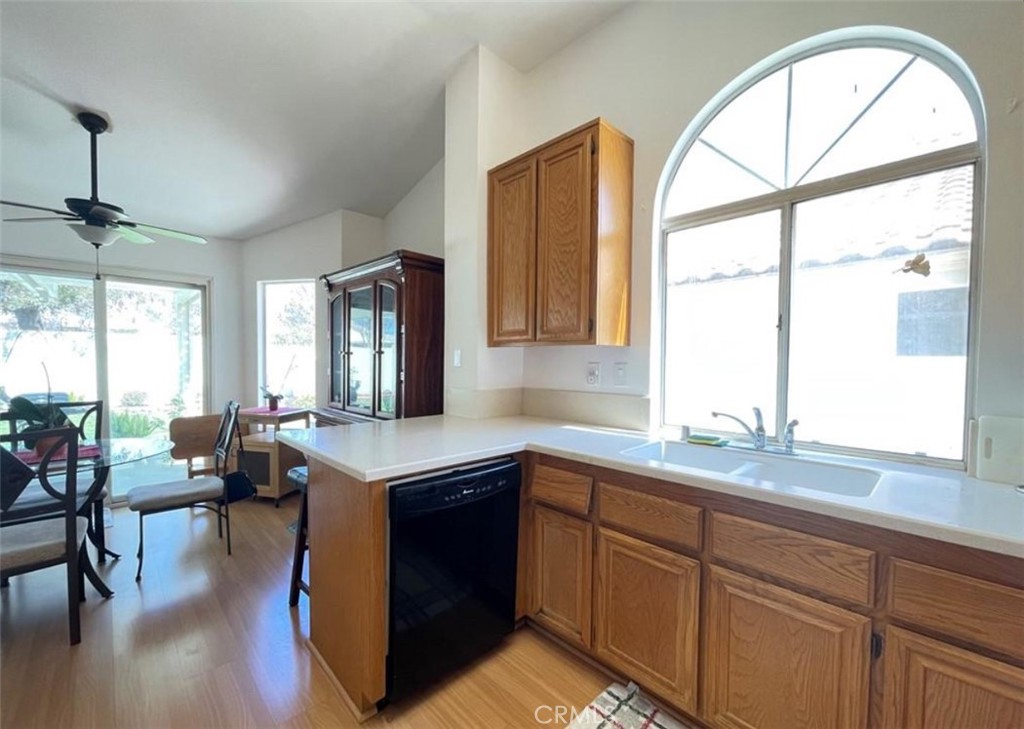 6287 Tuckaway Avenue Property Photo 13