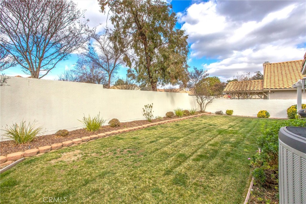 6287 Tuckaway Avenue Property Photo 27