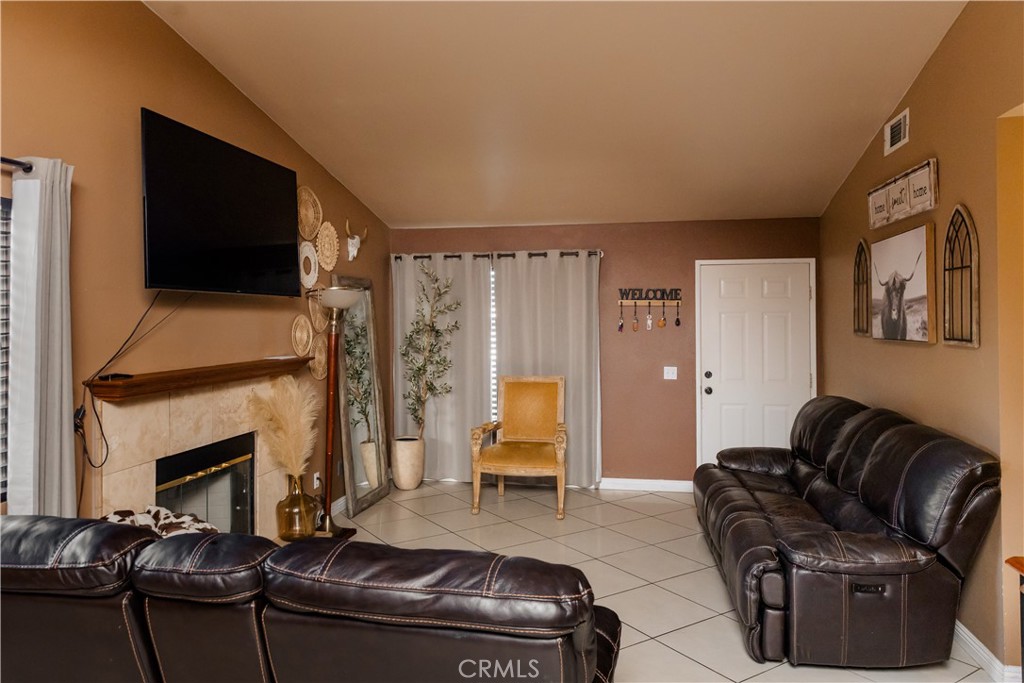 13868 Lexus Lane Property Photo 10