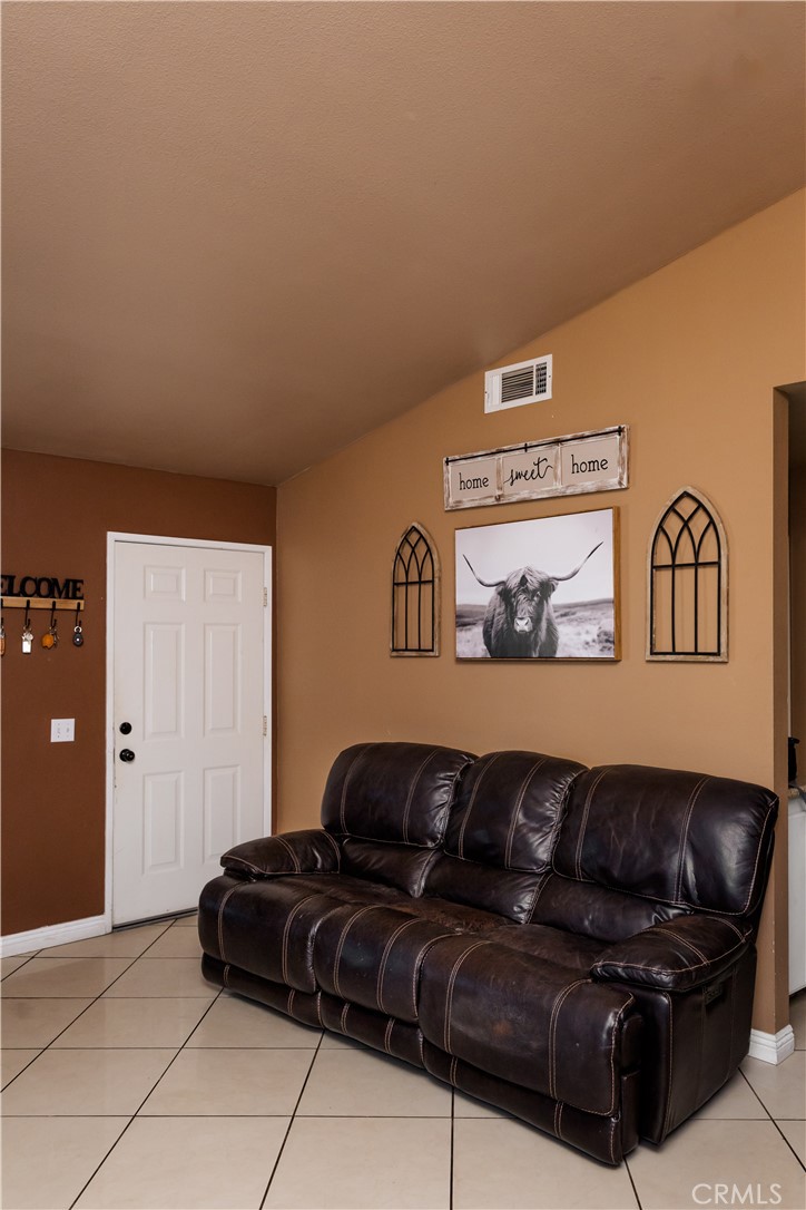 13868 Lexus Lane Property Photo 12