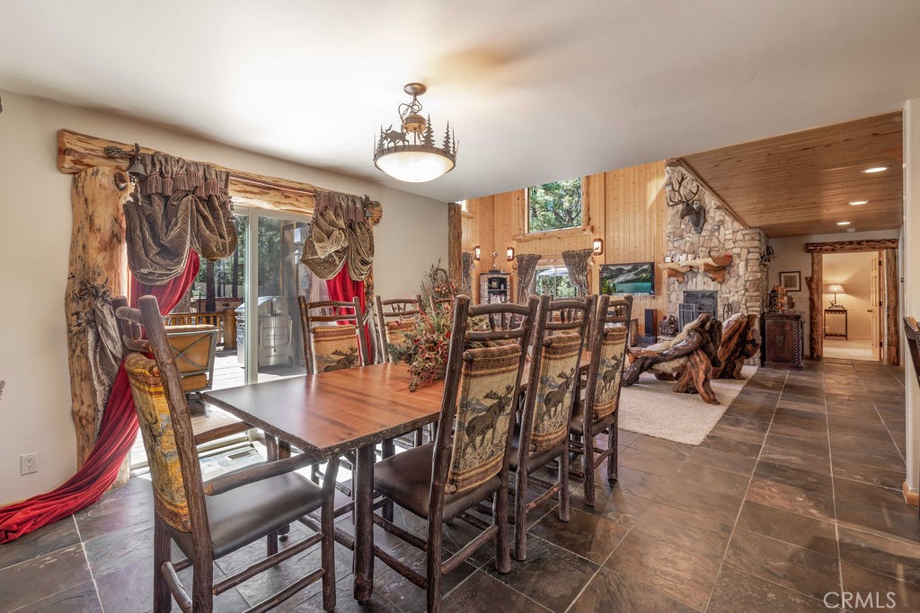 625 Cedar Glen Drive Property Photo 18