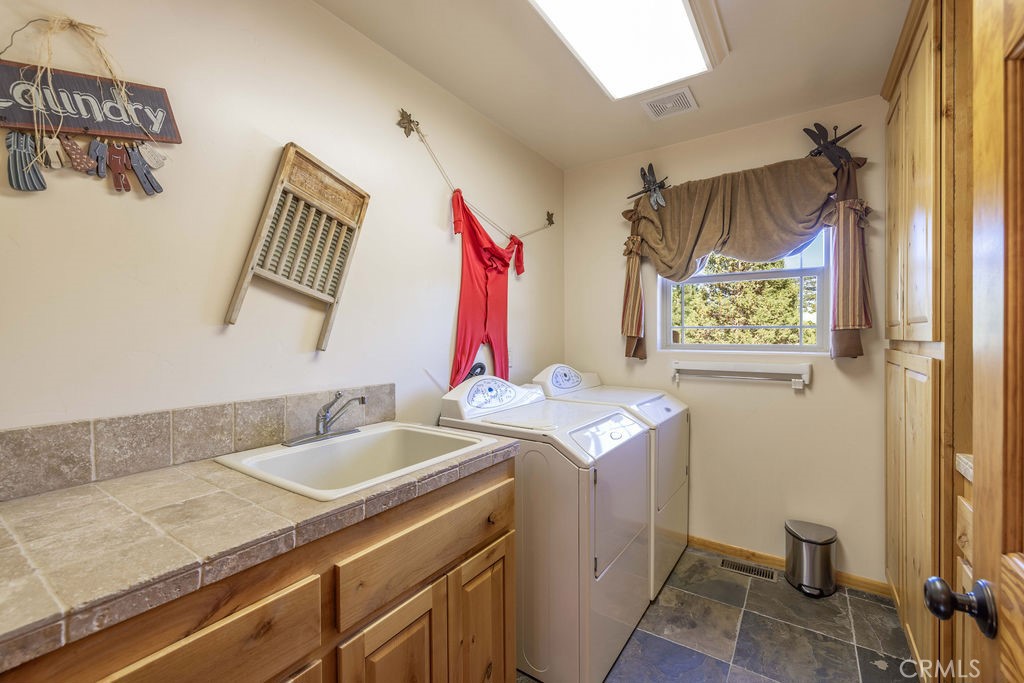 625 Cedar Glen Drive Property Photo 46