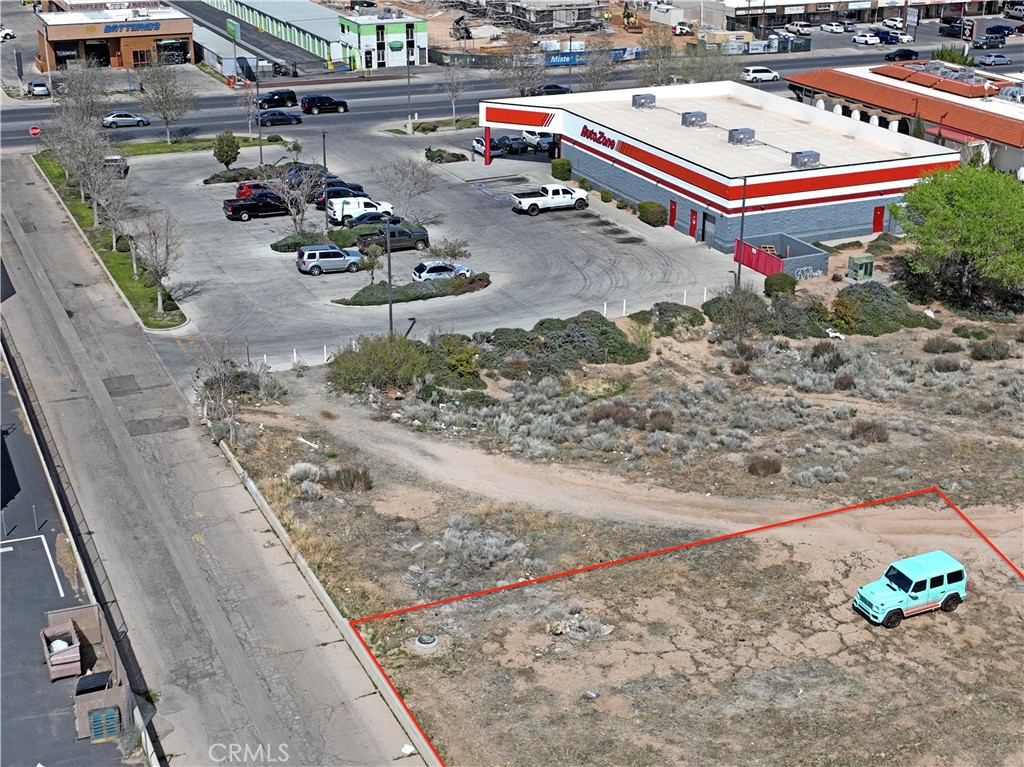 0 Main Property Photo 10