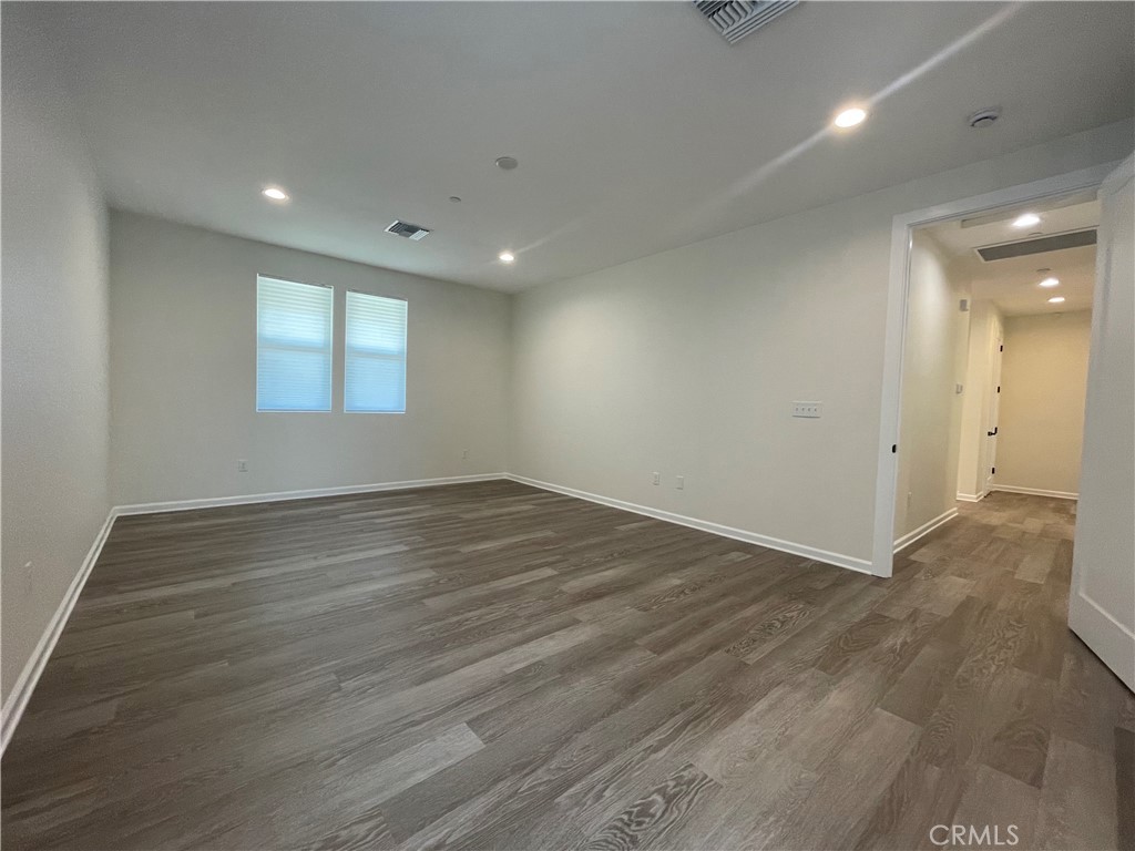 27045 Citrus Avenue Property Photo 8