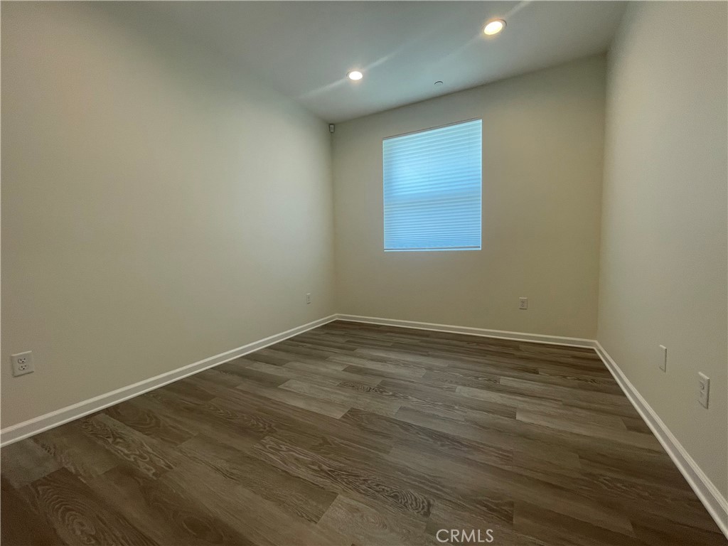 27045 Citrus Avenue Property Photo 13
