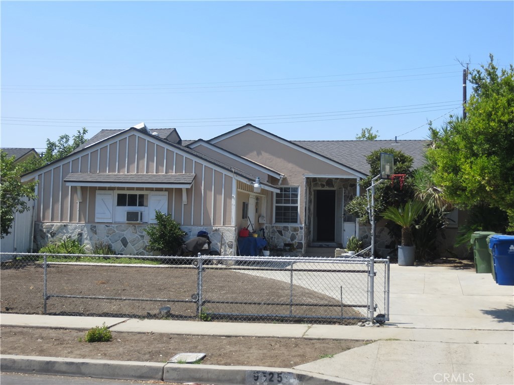 9525 Stanwin Avenue Property Photo 1