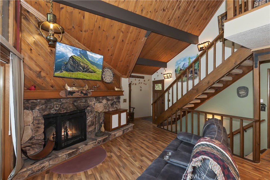 27380 Oakwood Drive Property Photo 8