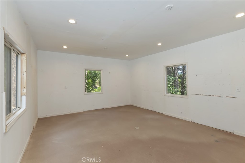 27380 Oakwood Drive Property Photo 37