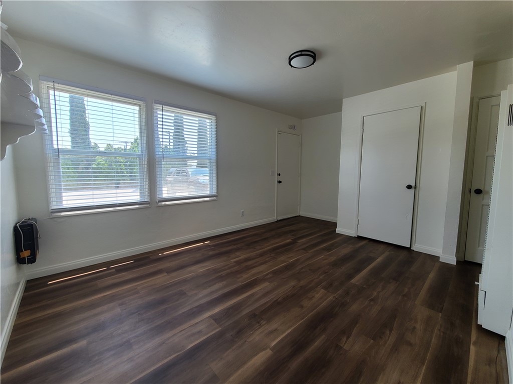 31951 Outer Highway 10 Property Photo 3