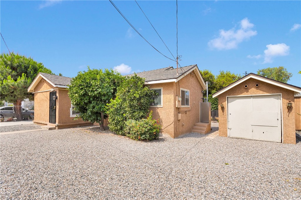 1317 Clay Street Property Photo 1