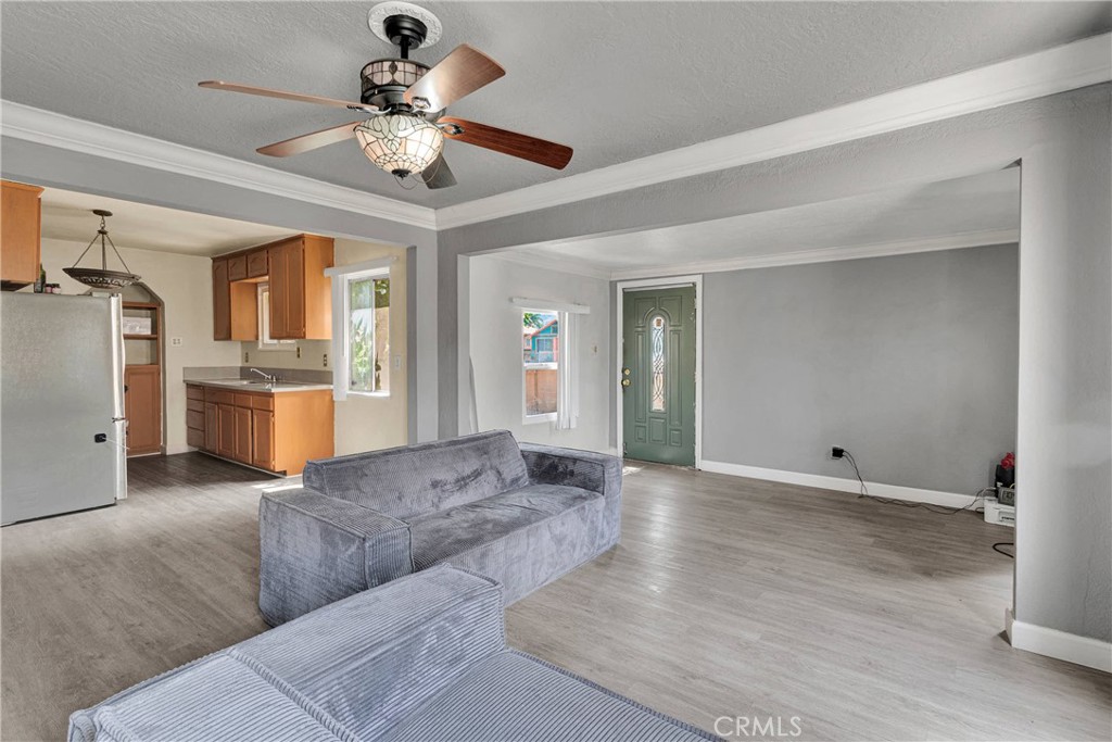 1317 Clay Street Property Photo 7