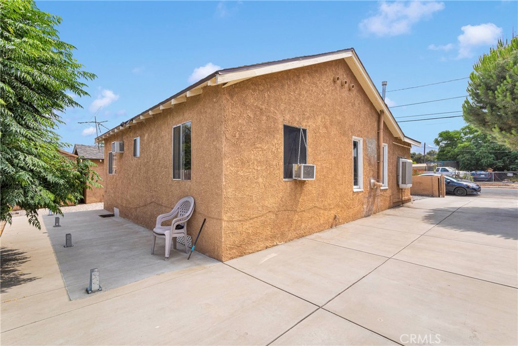 1317 Clay Street Property Photo 30