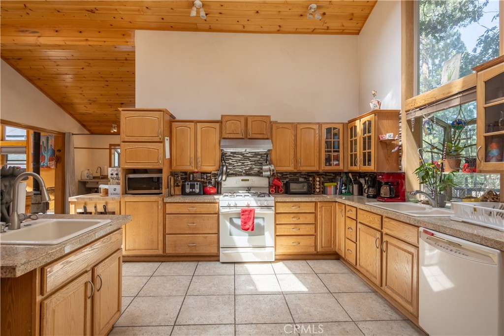 793 Knight Avenue Property Photo 10