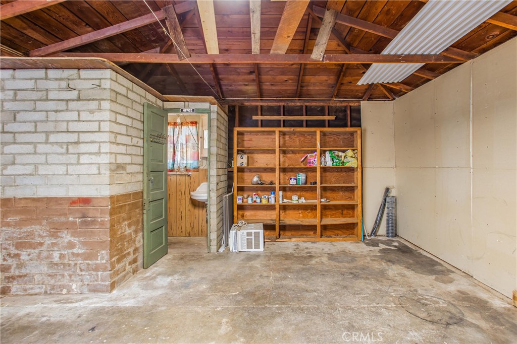 961 Orange Avenue Property Photo 28