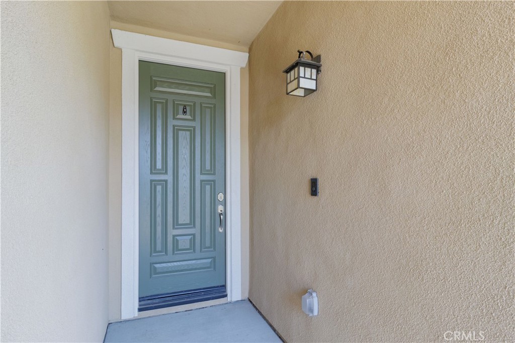 16034 Ulysses Lane Property Photo 3