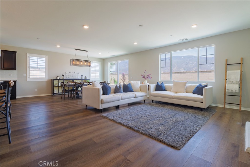 16034 Ulysses Lane Property Photo 5