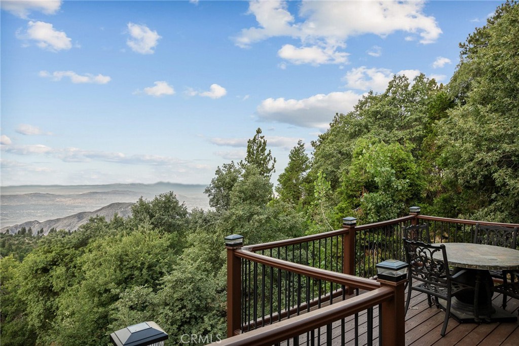 2477 Spring Oak Drive Property Photo 1