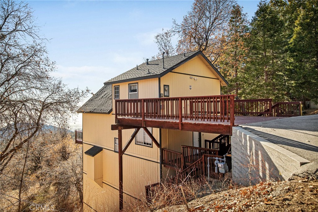 2477 Spring Oak Drive Property Photo 3