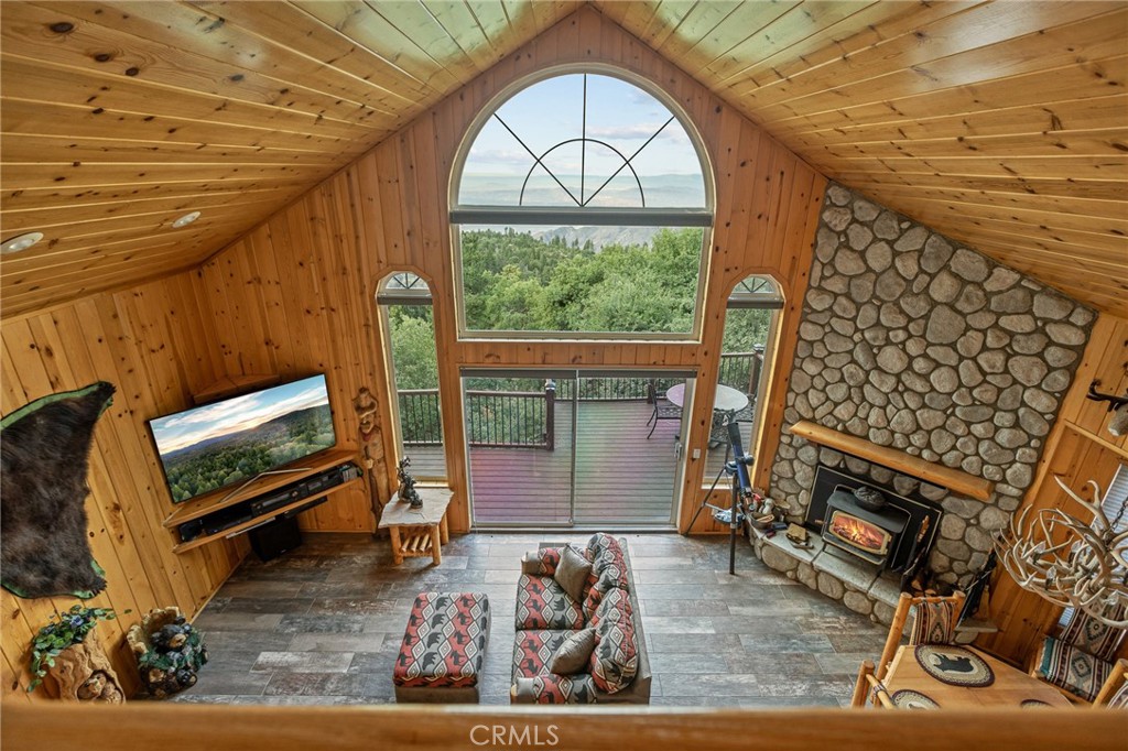 2477 Spring Oak Drive Property Photo 9