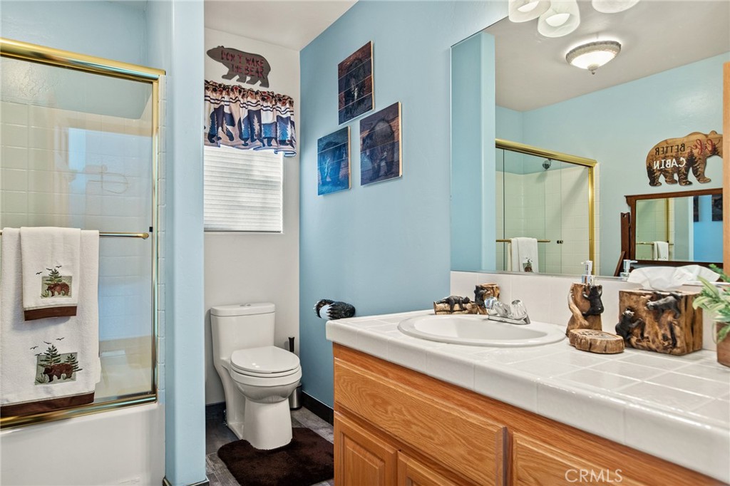 2477 Spring Oak Drive Property Photo 12