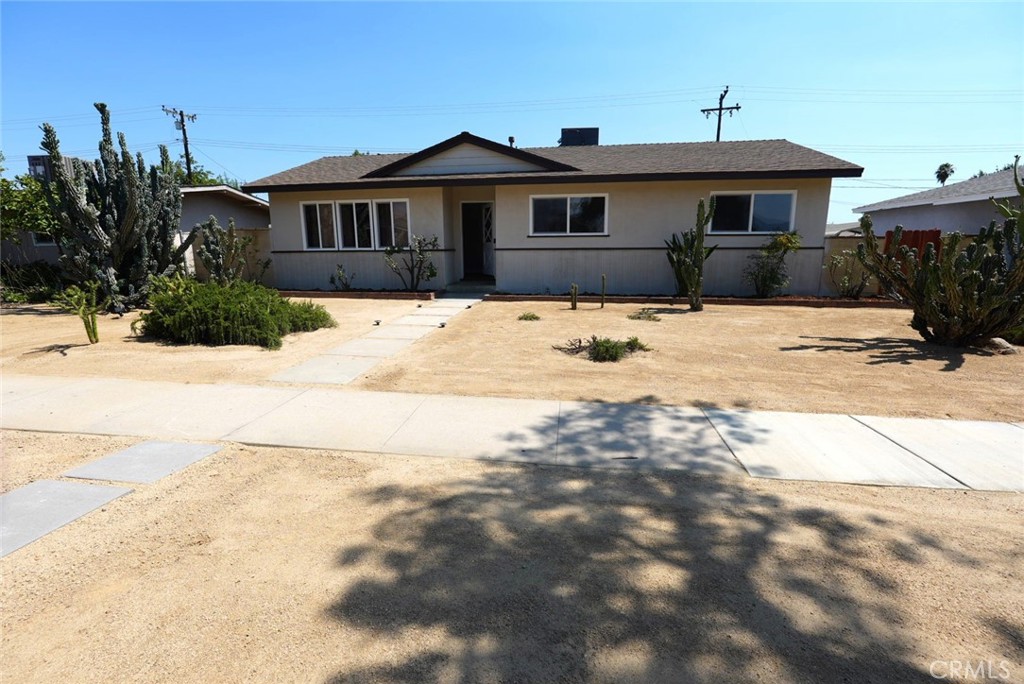 938 E Lugonia Avenue Property Photo 3