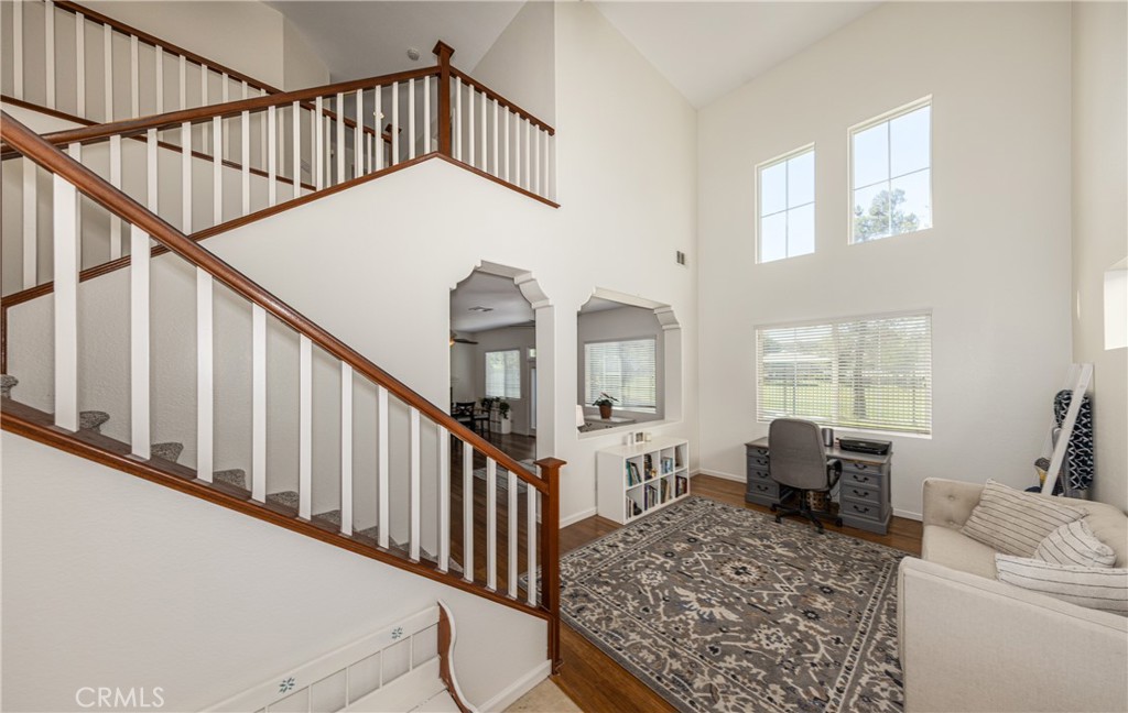 34107 Lake Breeze Drive Property Photo 6