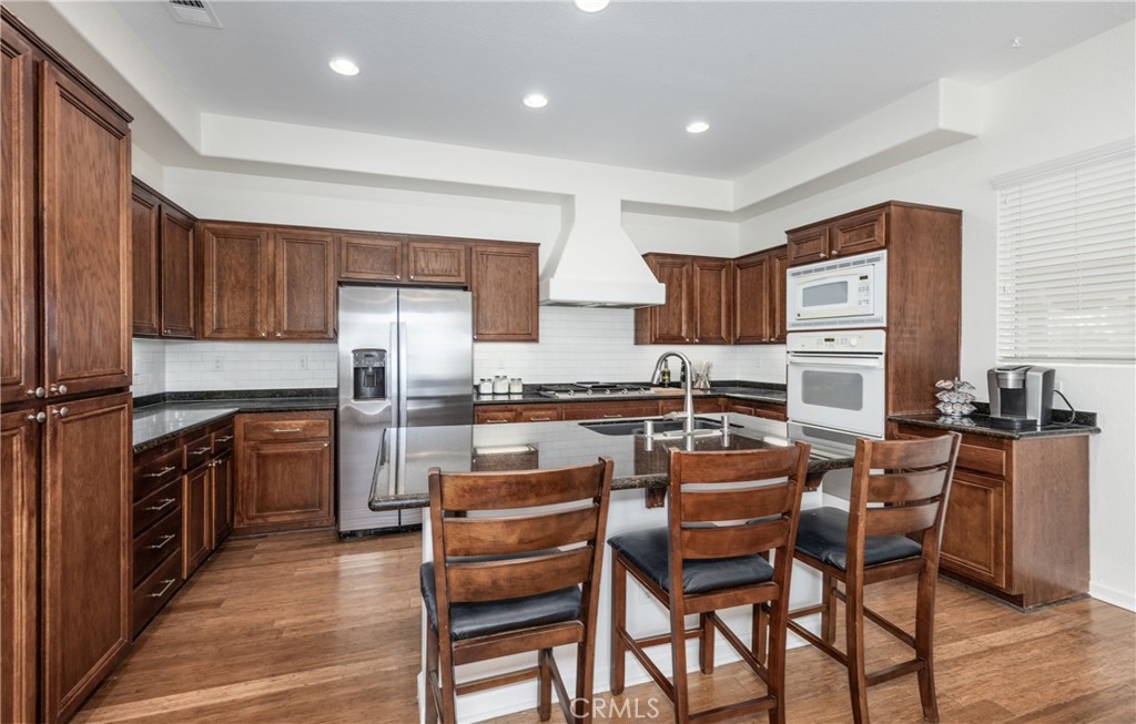 34107 Lake Breeze Drive Property Photo 11