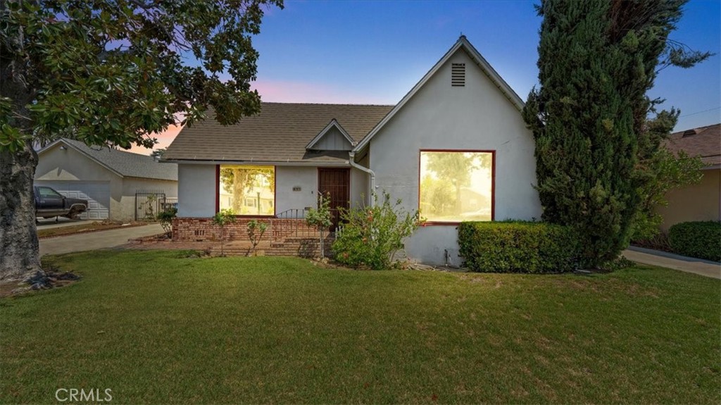551 E I Street Property Photo 1