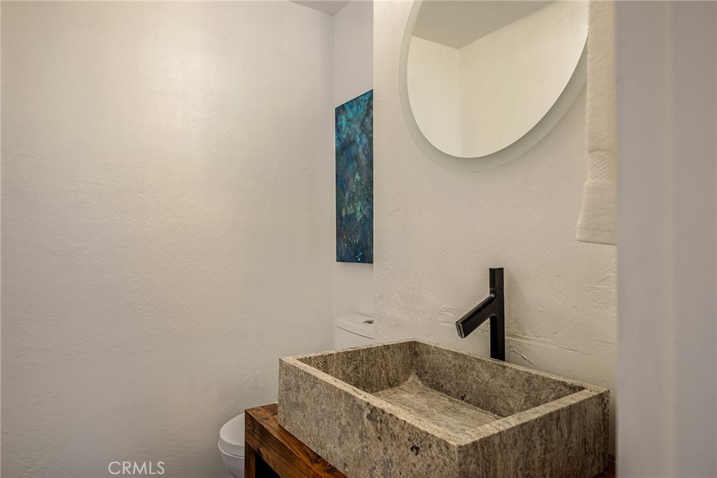 332 Grizzly Road Property Photo 11