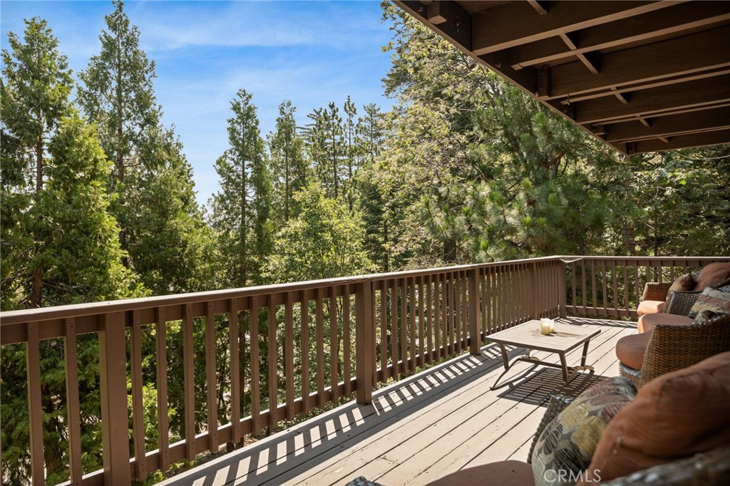 332 Grizzly Road Property Photo 17