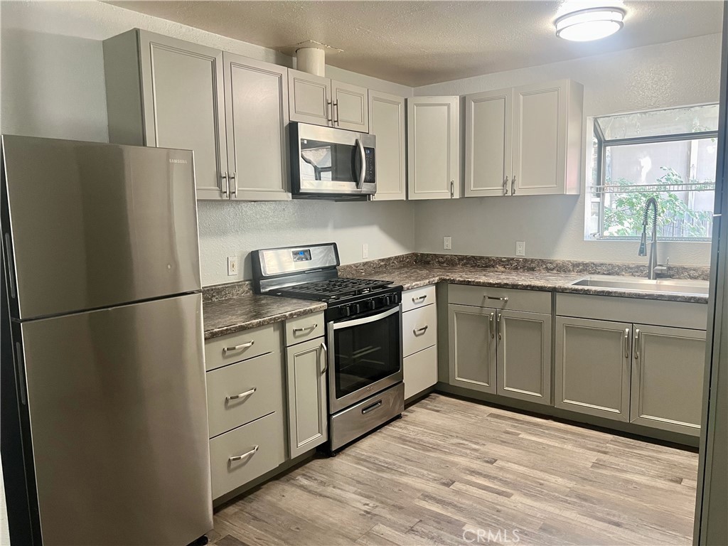 2430 Palo Alto Way Property Photo 7