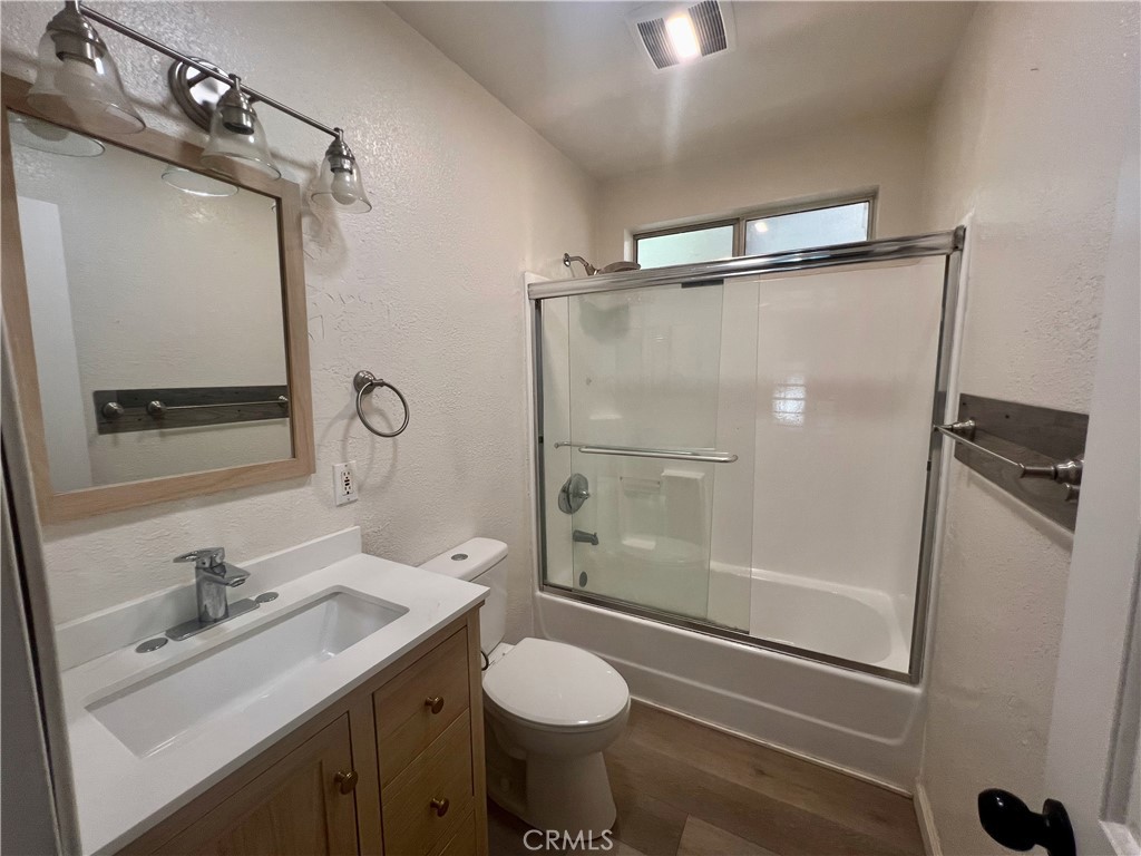 2430 Palo Alto Way Property Photo 10
