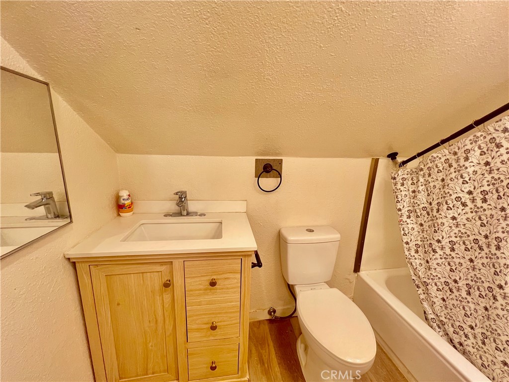 2430 Palo Alto Way Property Photo 18