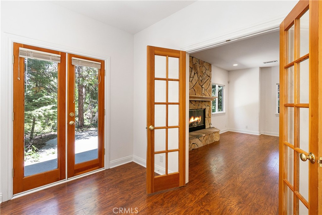 28591 Wabash Drive Property Photo 5