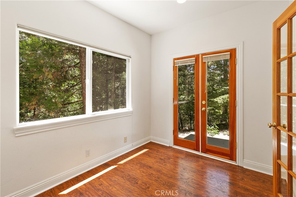28591 Wabash Drive Property Photo 6