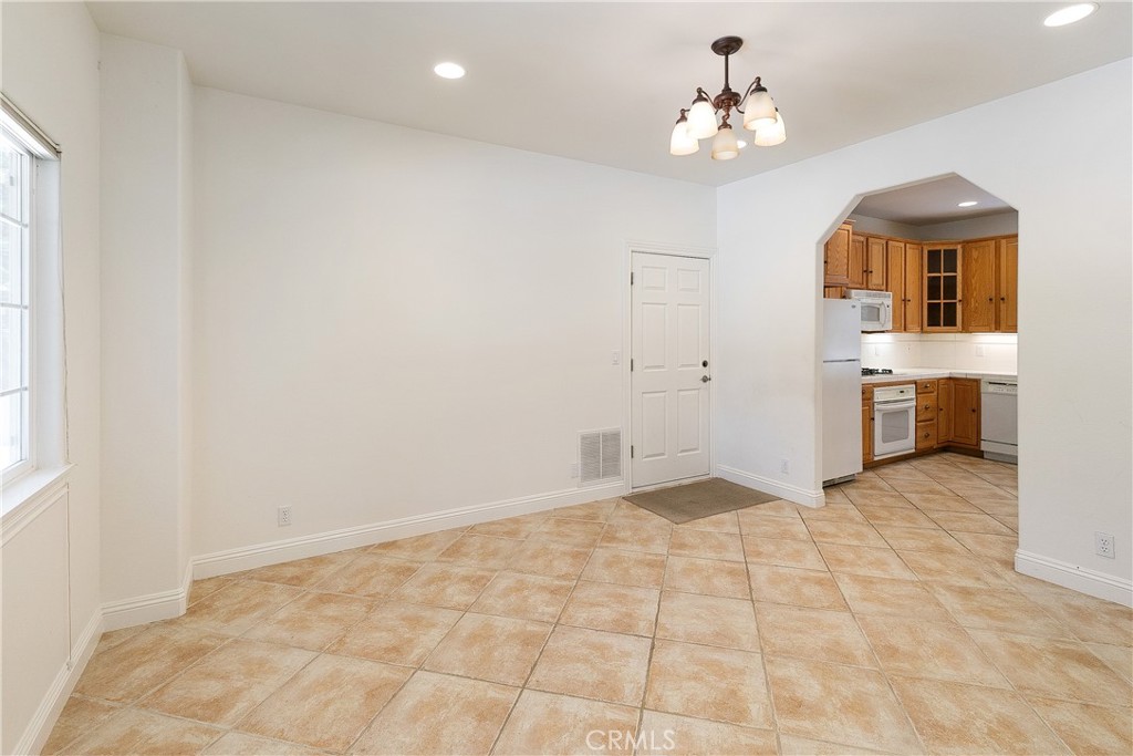 28591 Wabash Drive Property Photo 8