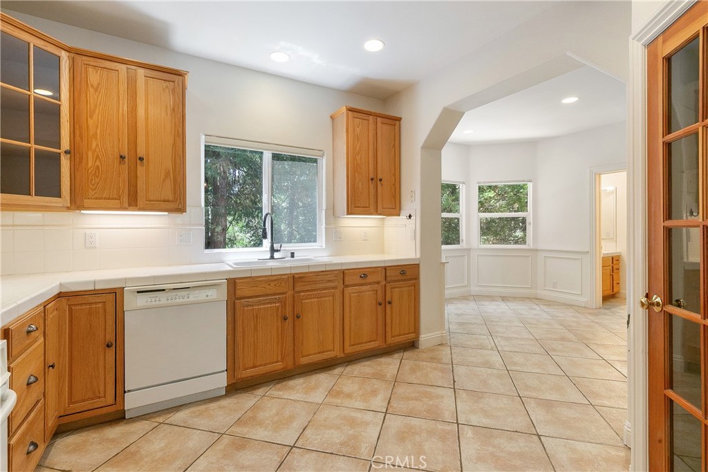 28591 Wabash Drive Property Photo 13