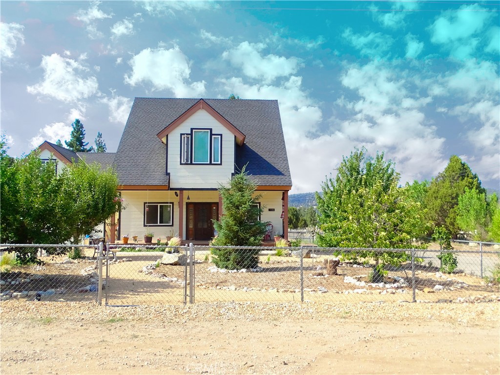 2097 Fox Lane Property Photo 2