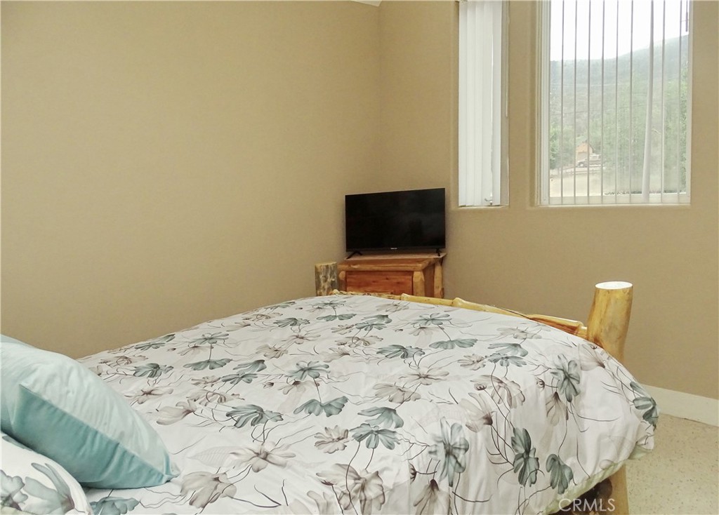 2097 Fox Lane Property Photo 27