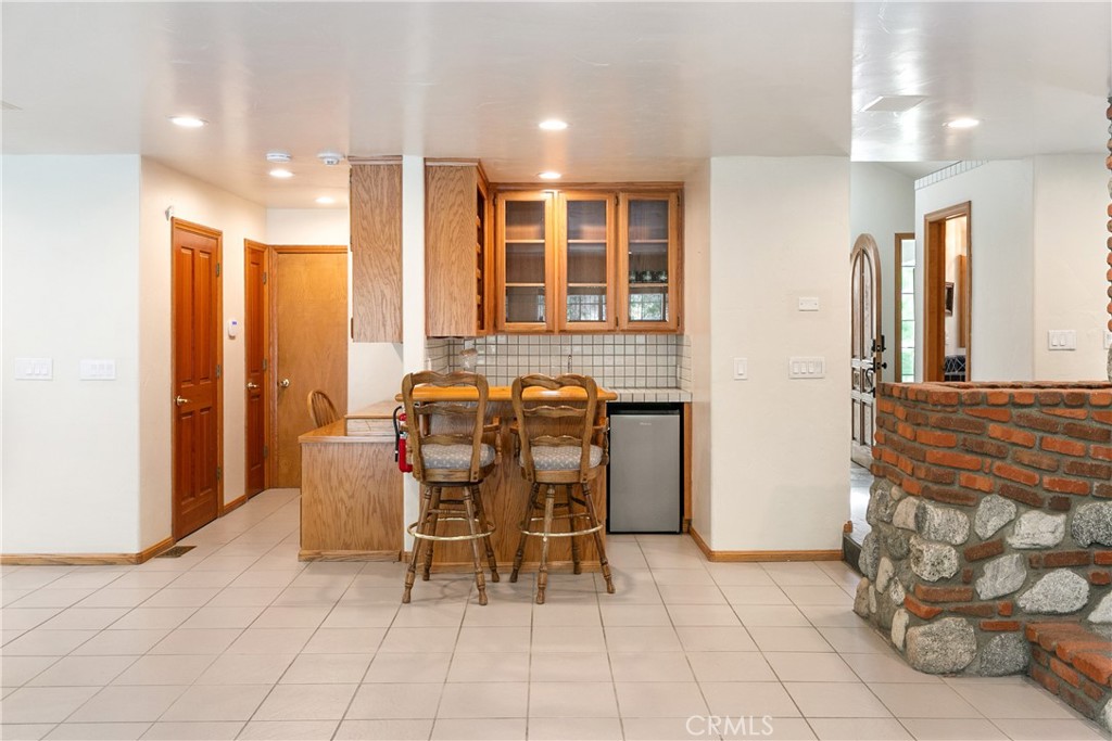 27442 Meadow Bay Drive Property Photo 6