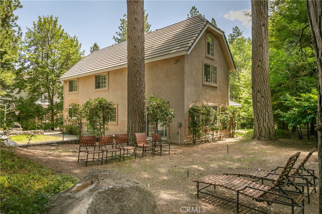 27442 Meadow Bay Drive Property Photo 12