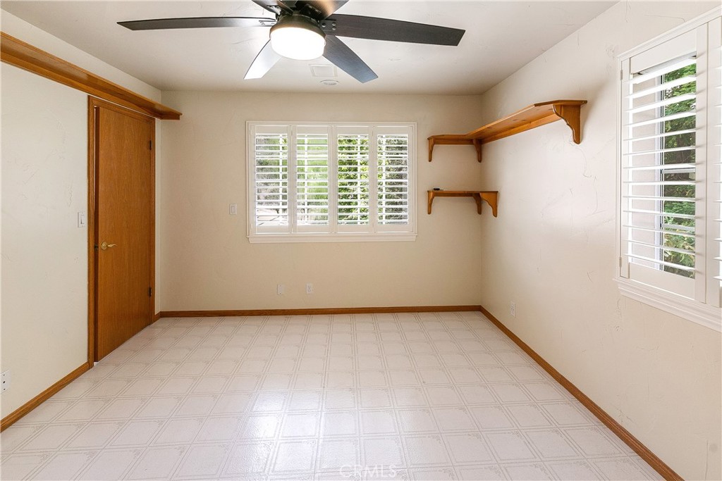 27442 Meadow Bay Drive Property Photo 29