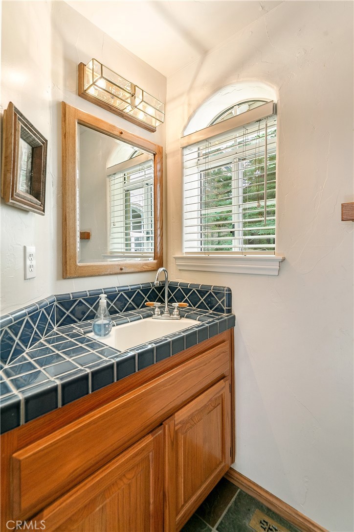 27442 Meadow Bay Drive Property Photo 31