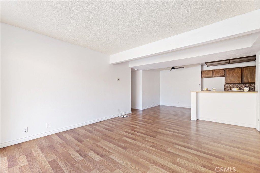 1440 W Edgehill #15 Road Property Photo 5