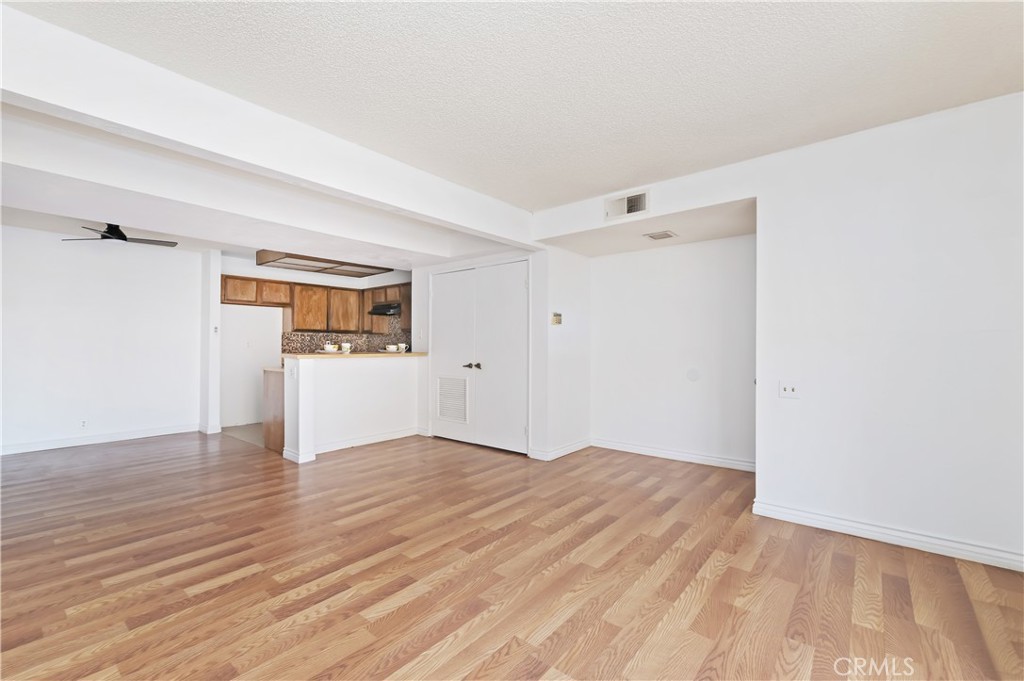 1440 W Edgehill #15 Road Property Photo 6