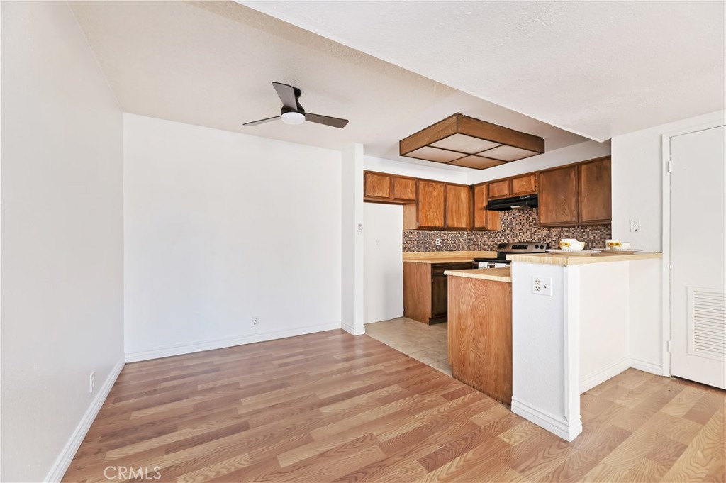 1440 W Edgehill #15 Road Property Photo 10