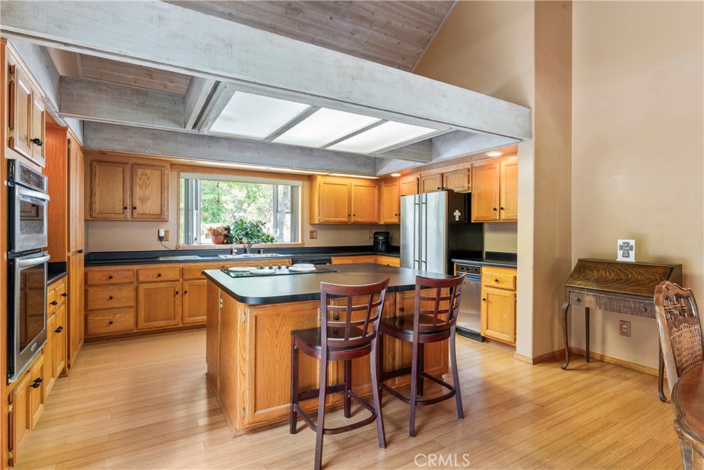 28116 Lachen Road Property Photo 10