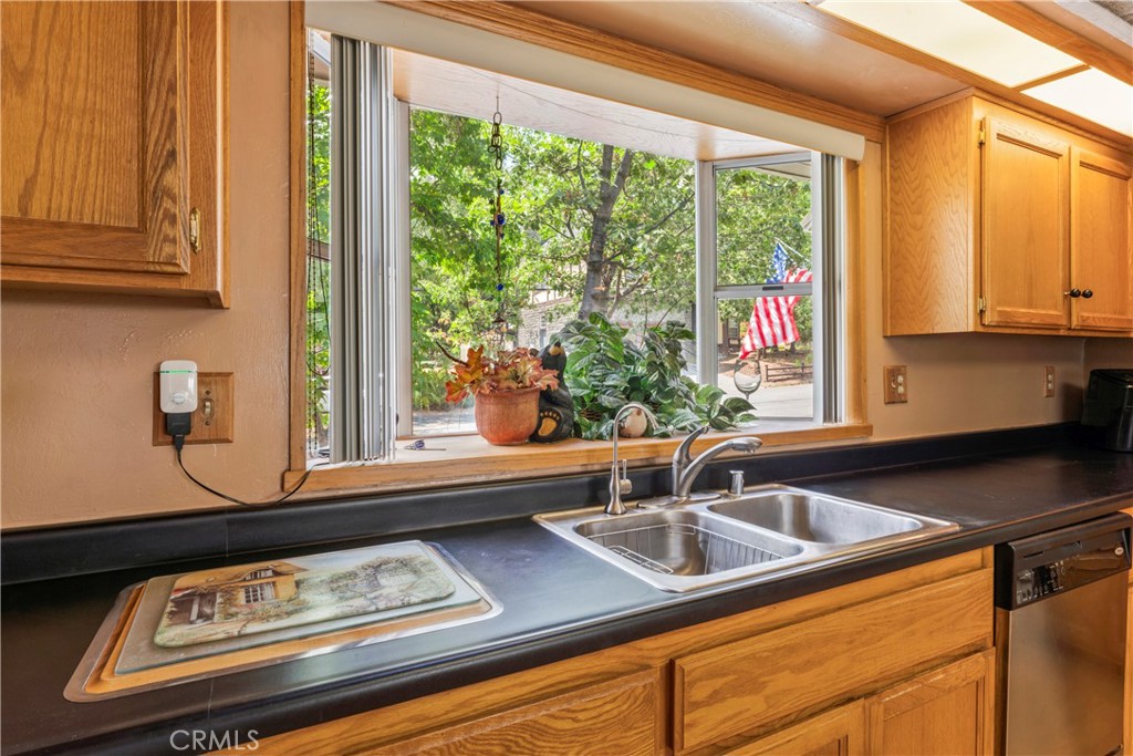 28116 Lachen Road Property Photo 11