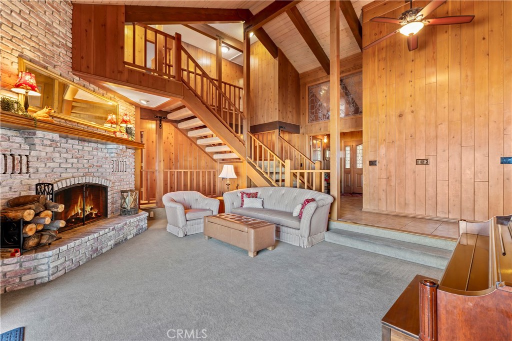 26419 Apache Trail Property Photo 10