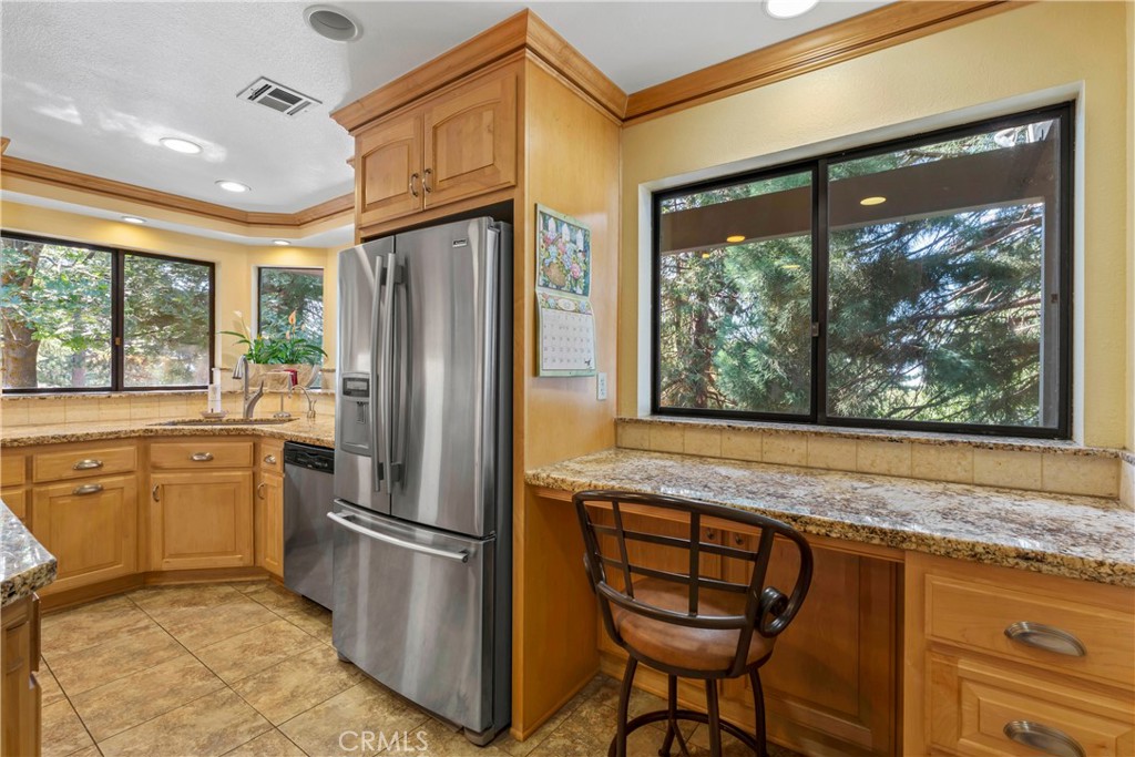 26419 Apache Trail Property Photo 18